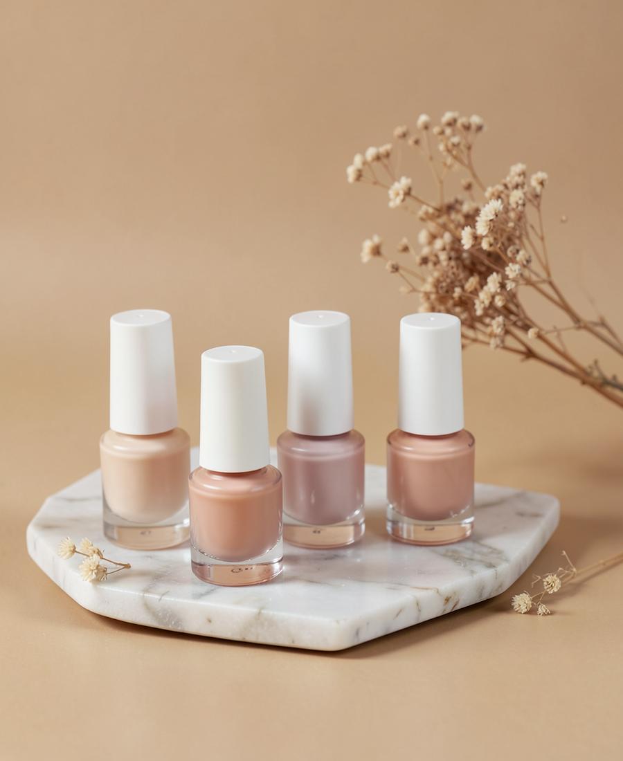 Manicure permanente en tono nude